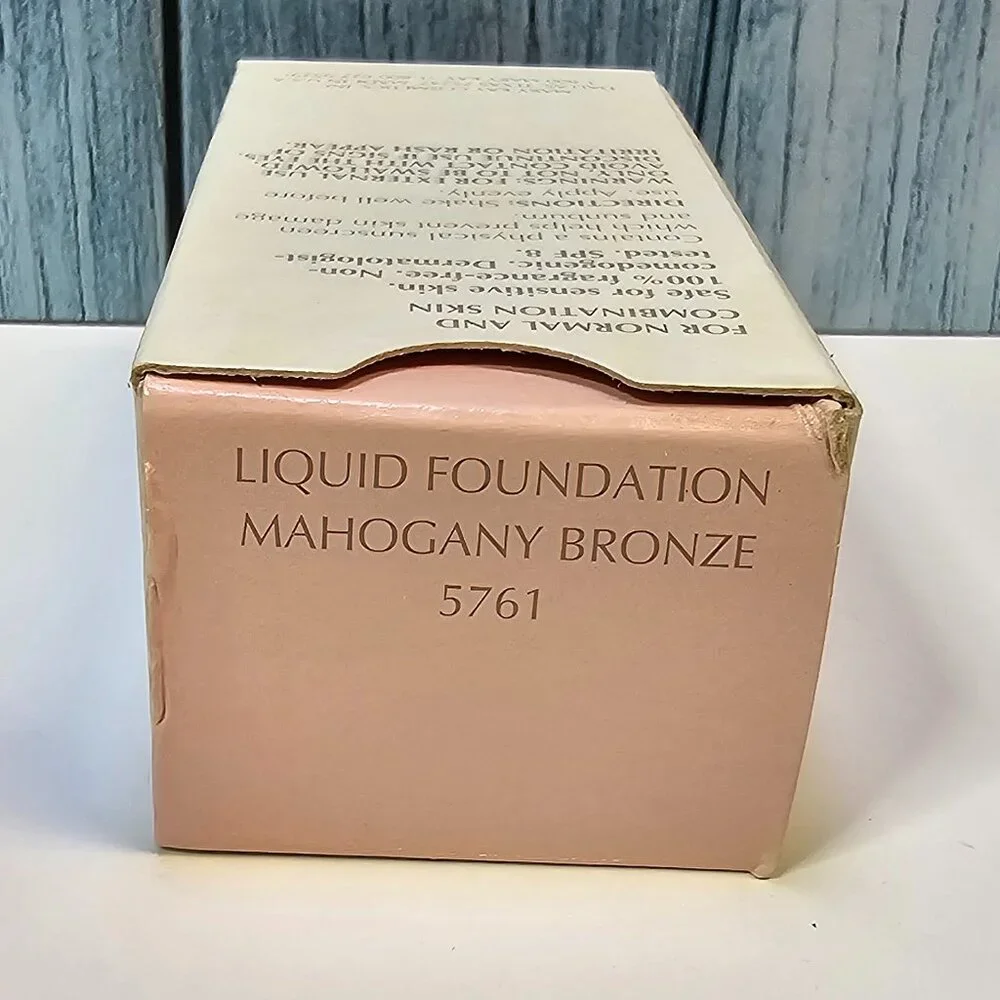 Mary Kay Day Radiance Liquid Foundation Mahogany‎ Bronze #5761 - NIB Old Stock